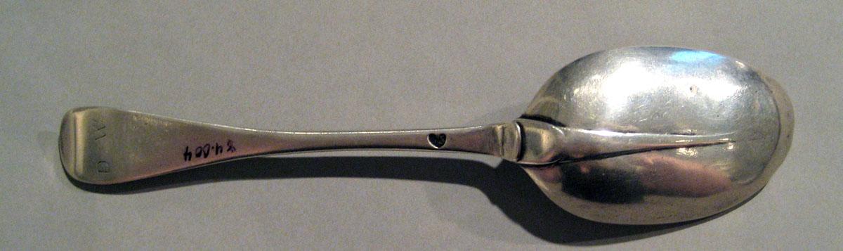 1998.0004.1408 Silver Spoon underside
