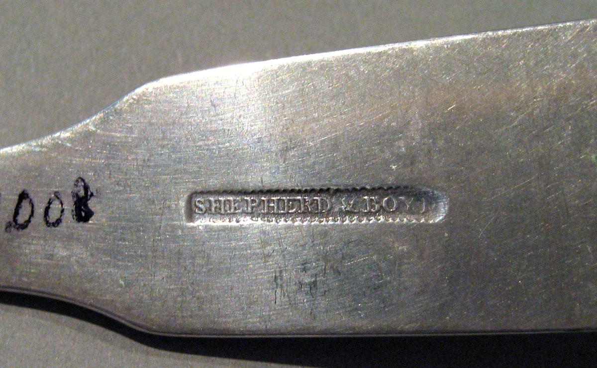 1998.0004.1412 Silver Spoon mark