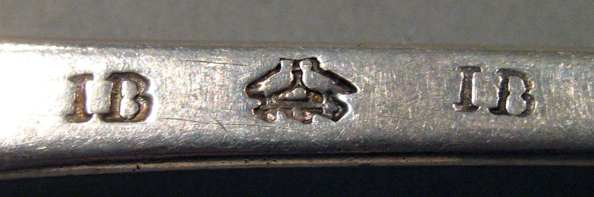 1998.0004.1415 Silver Spoon mark