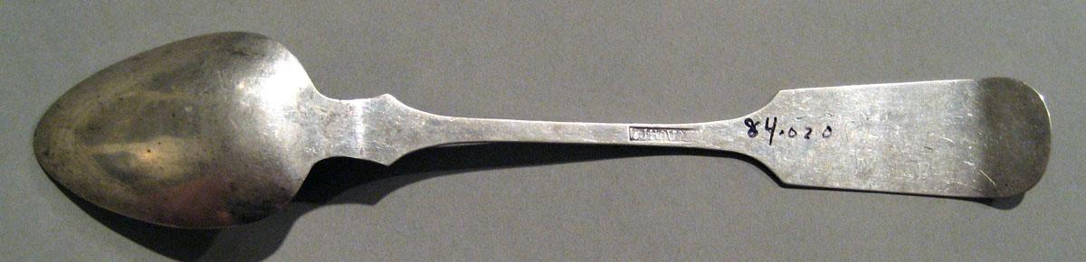 1998.0004.1423.001 Silver Spoon underside