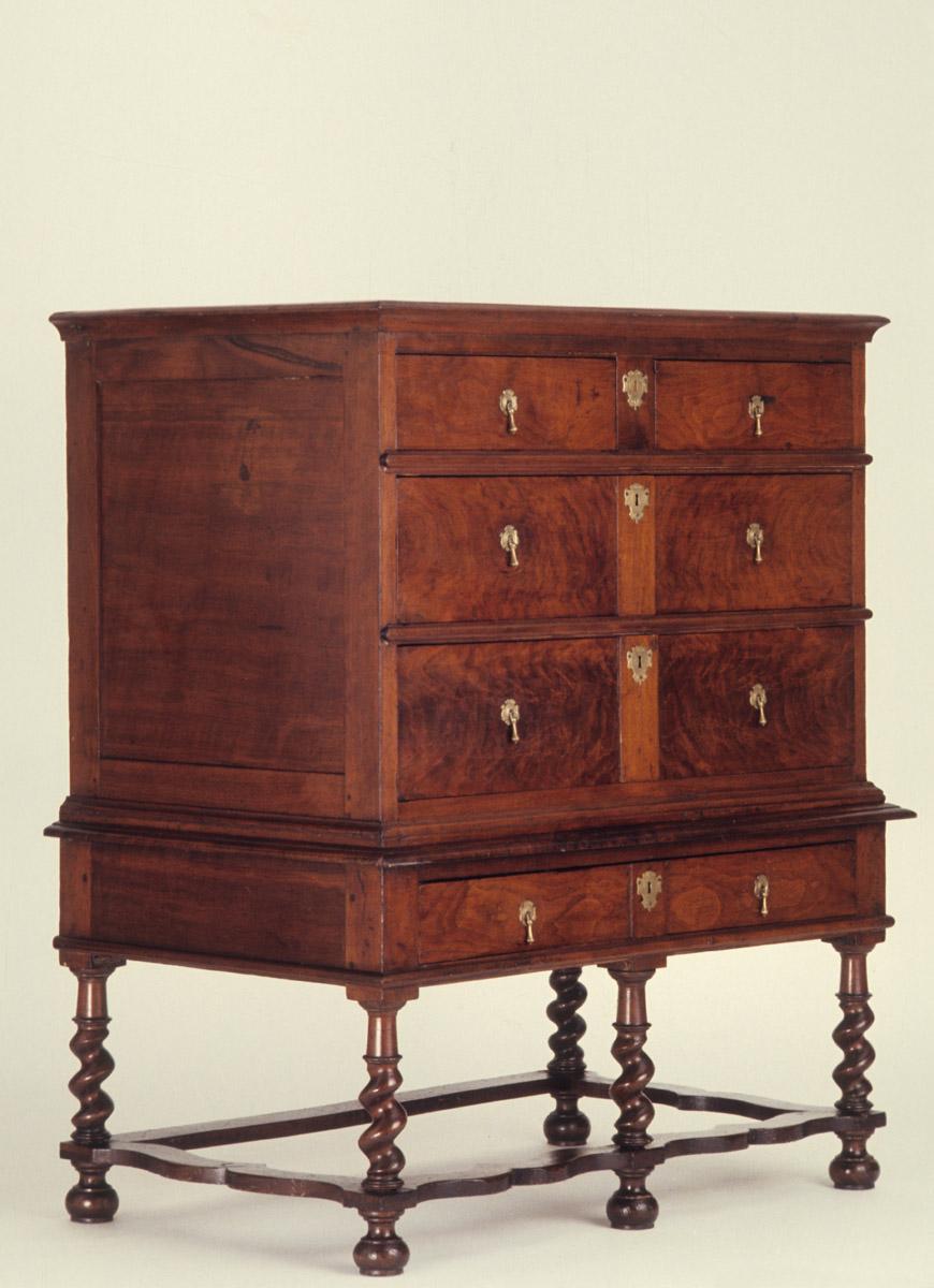 1958.0559 Chest of drawers
