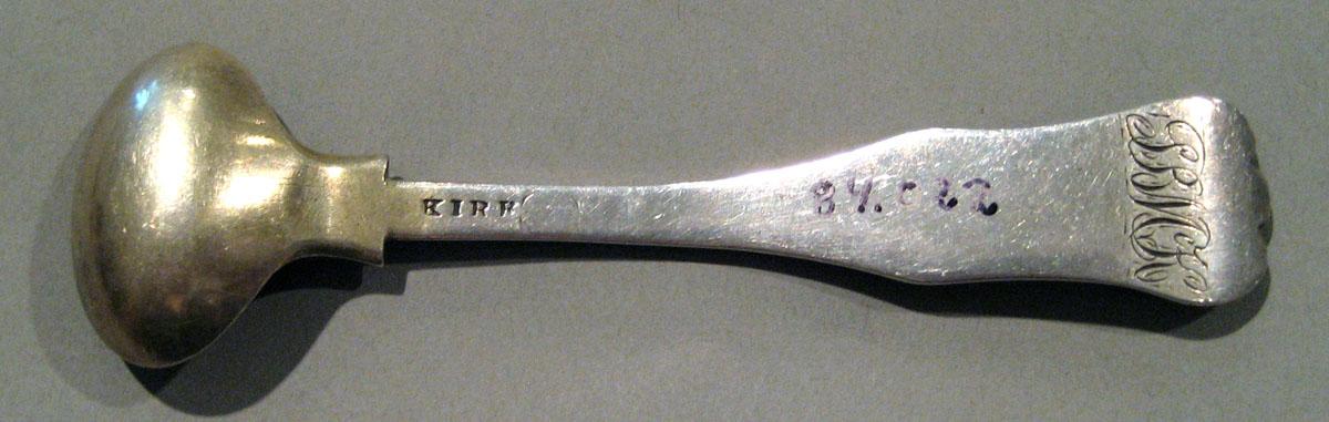 1998.0004.1424 Silver Spoon underside