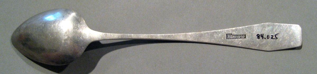 1998.0004.1427 Silver Spoon underside