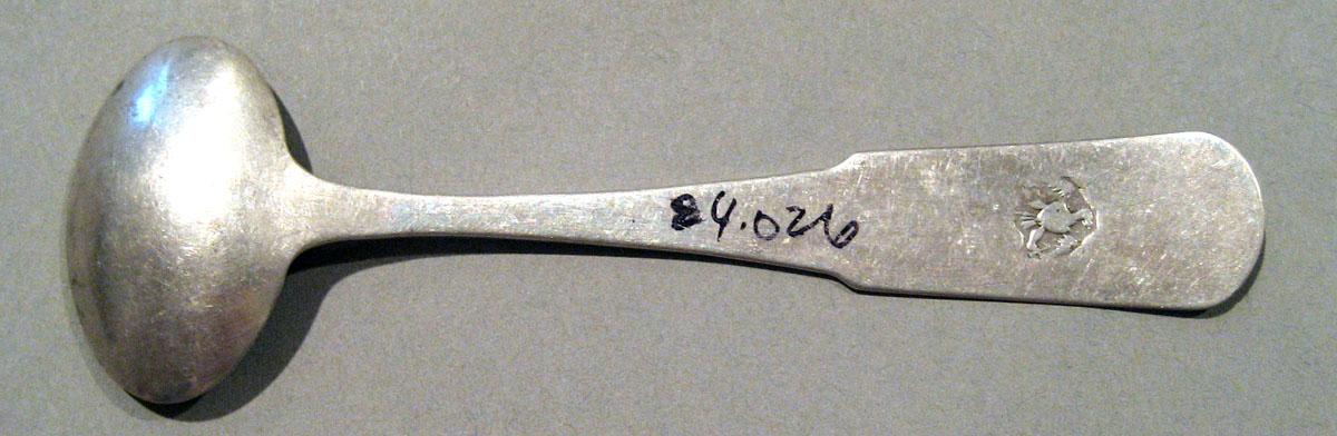 1998.0004.1428 Silver Spoon underside