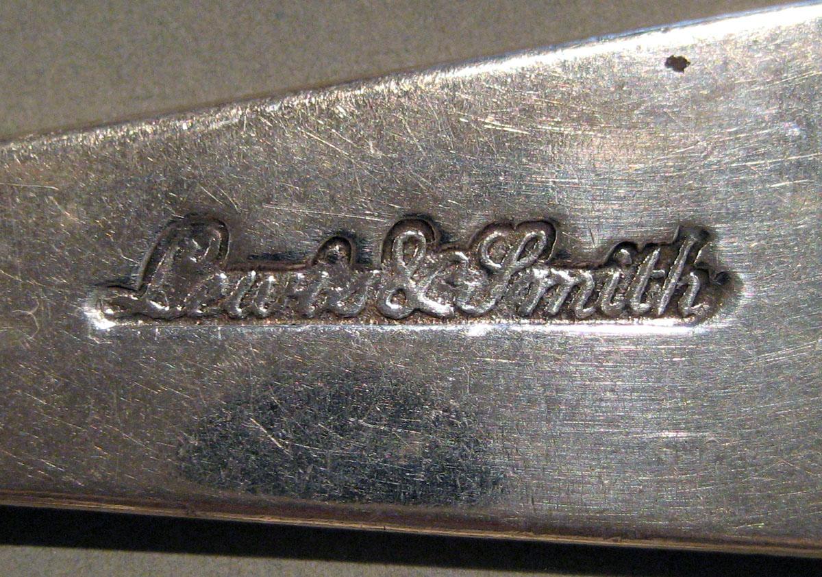 1998.0004.143.001 Silver Spoon mark