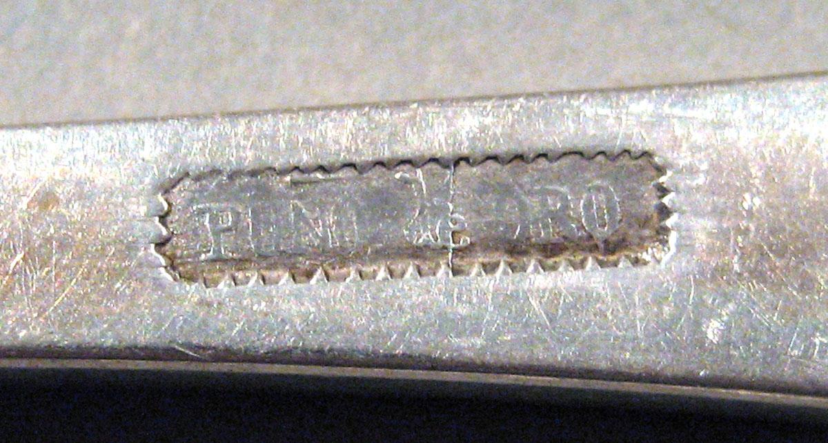 1998.0004.1431 Silver Spoon mark