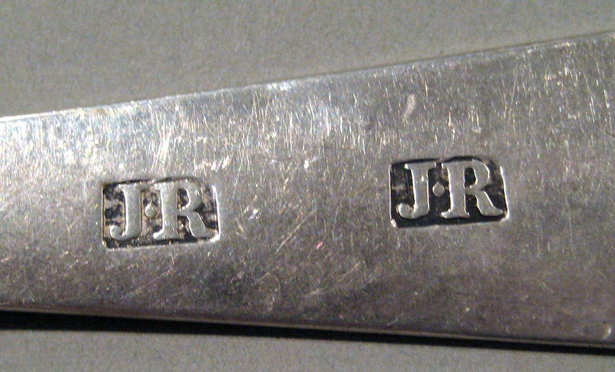 1998.0004.1432 Silver Spoon mark