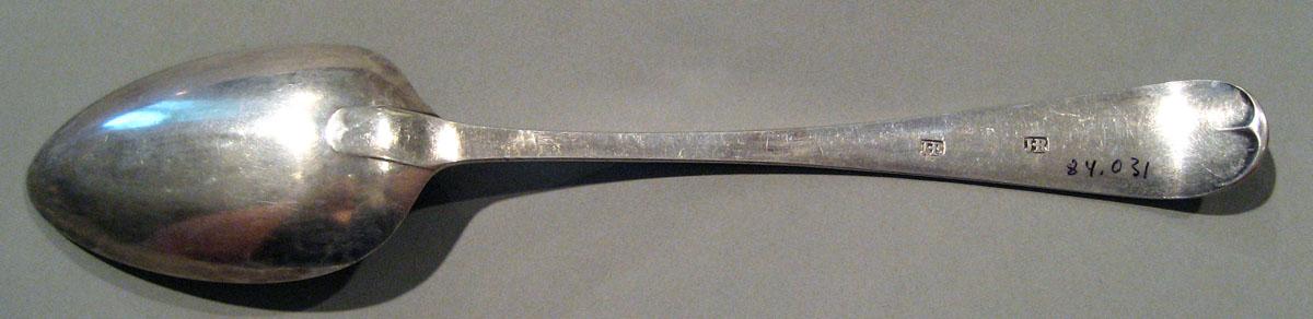 1998.0004.1433 Silver Spoon underside