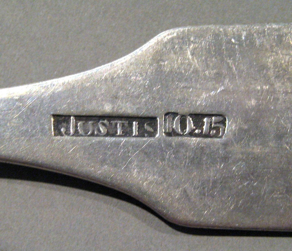 1998.0004.1438 Silver Spoon mark