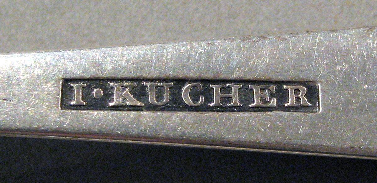 1998.0004.1445 Silver Spoon mark