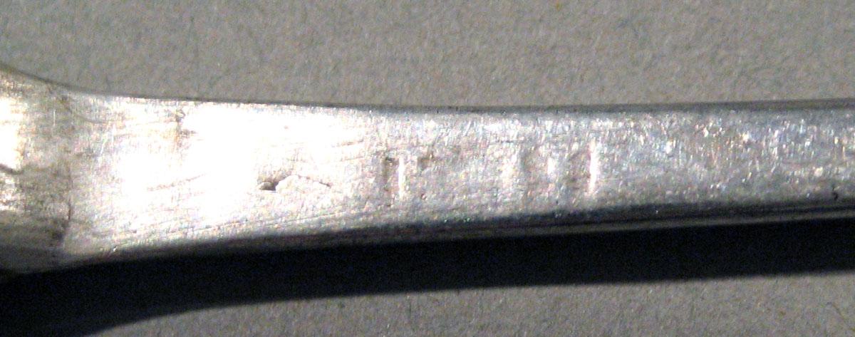 1998.0004.1446 Silver Spoon mark