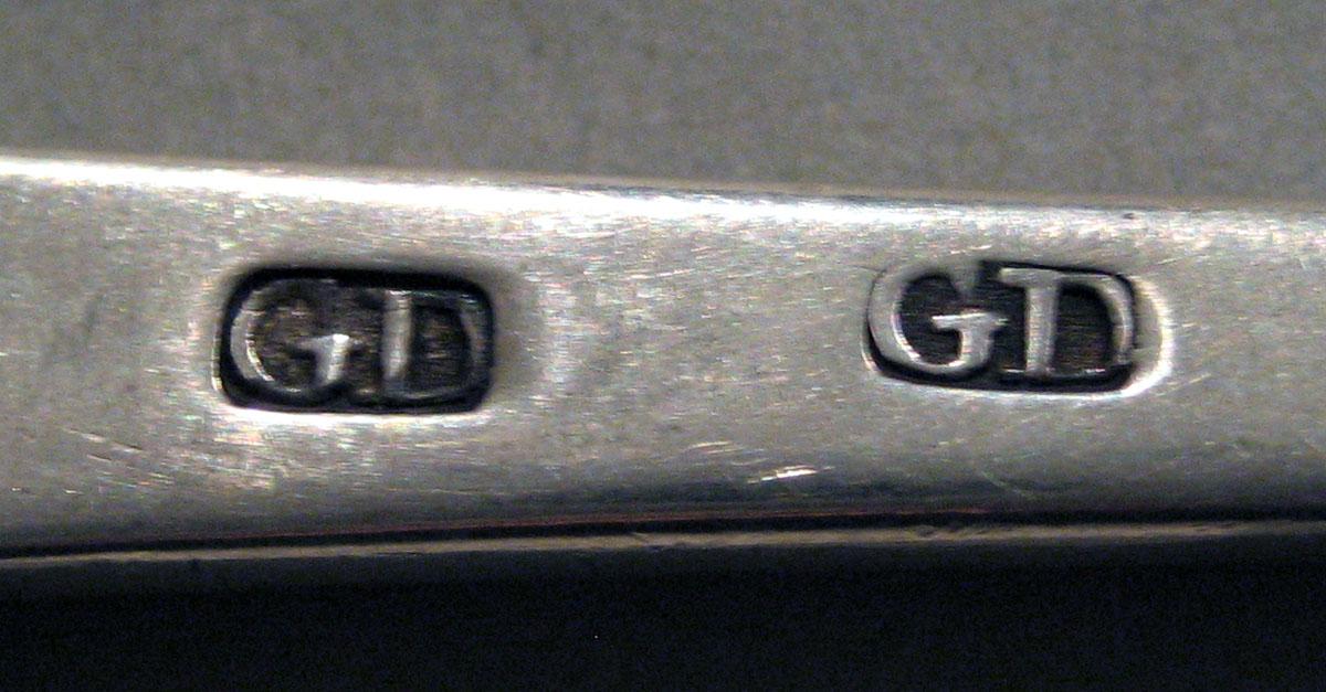 1998.0004.1454.002 Silver Spoon mark