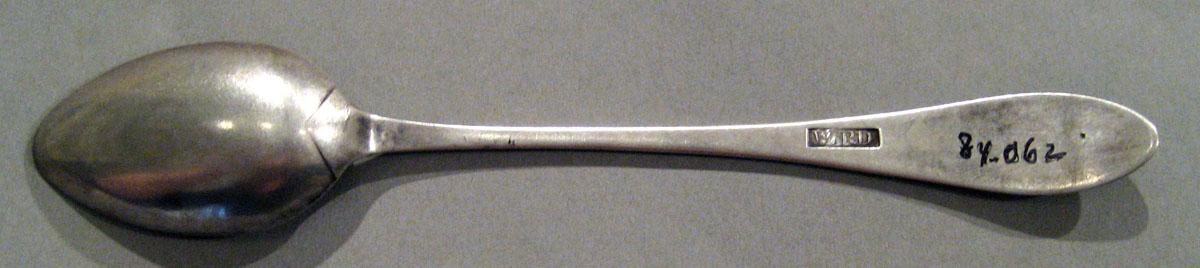 1998.0004.1463 Silver Spoon underside