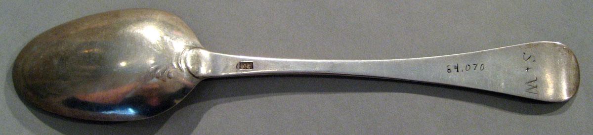 1998.0004.1471 Silver Spoon underside