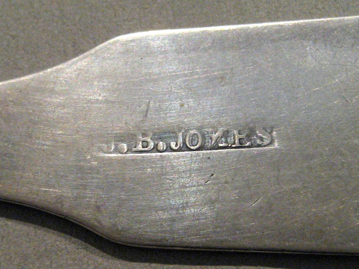1998.0004.1477 Silver Spoon mark