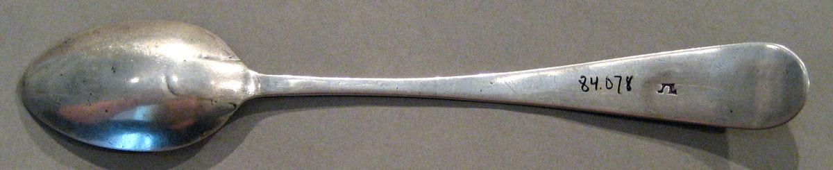 1998.0004.1479 Silver Spoon underside