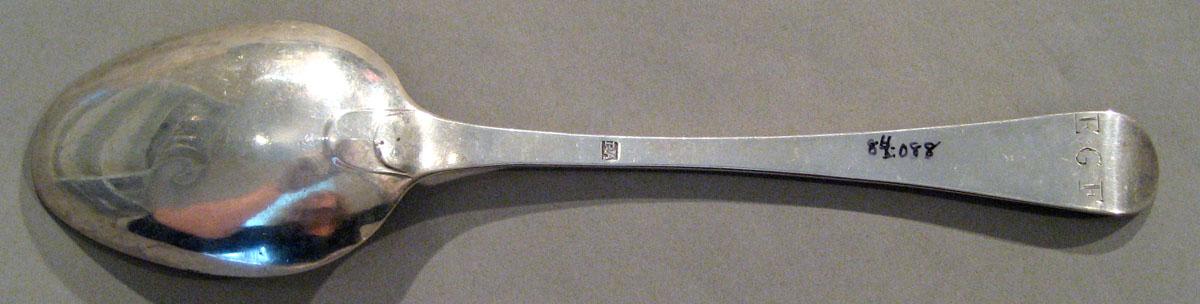 1998.0004.1489 Silver Spoon underside