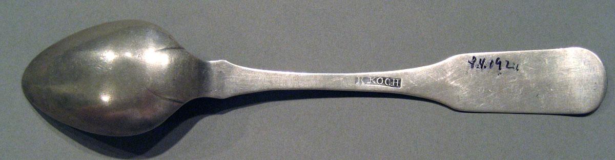1998.0004.1493 Silver Spoon underside