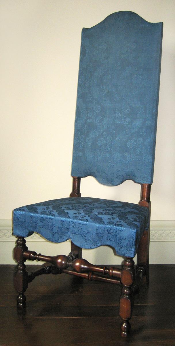 1958.0569 Chair view 1