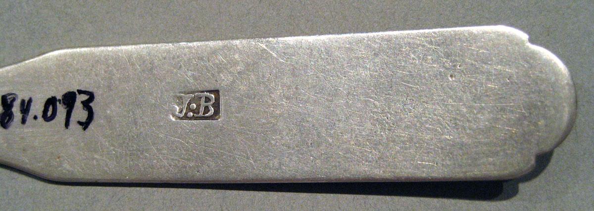 1998.0004.1494.002 Silver Spoon mark