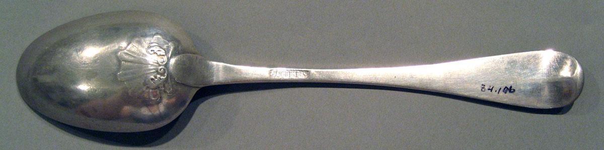 1998.0004.1497 Silver Spoon underside