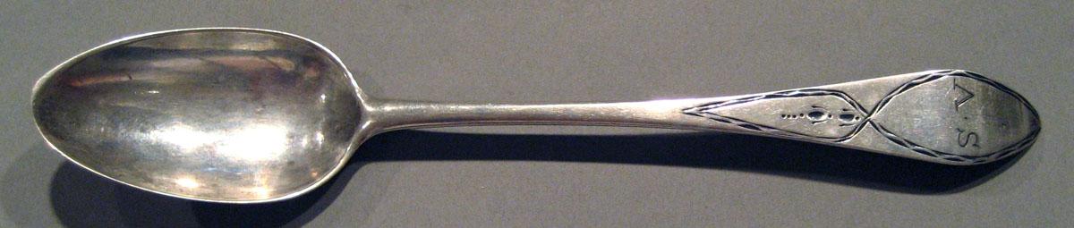 1998.0004.1498.001 Silver Spoon upper surface