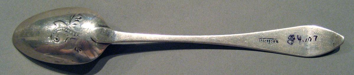 1998.0004.1498.001 Silver Spoon underside