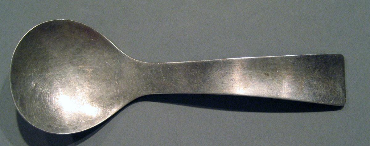 1998.0004.1500 Silver Spoon upper surface