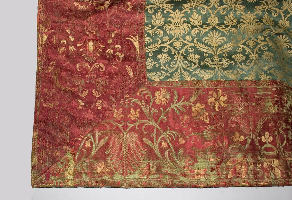 1952.0353.001 A Window Hanging, Side Curtain, Edge Detail