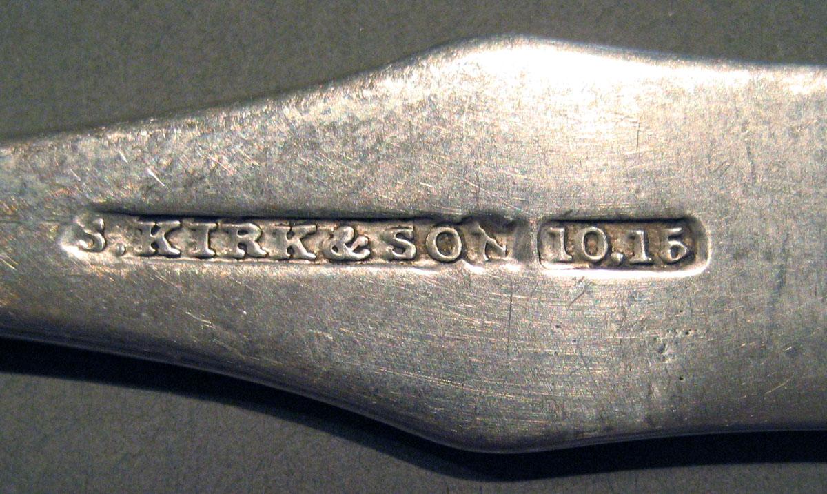 1998.0004.1504 Silver Spoon mark