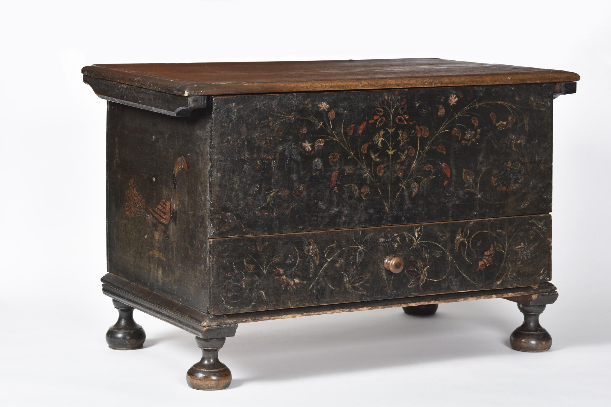 1958.0571 Chest, view 1