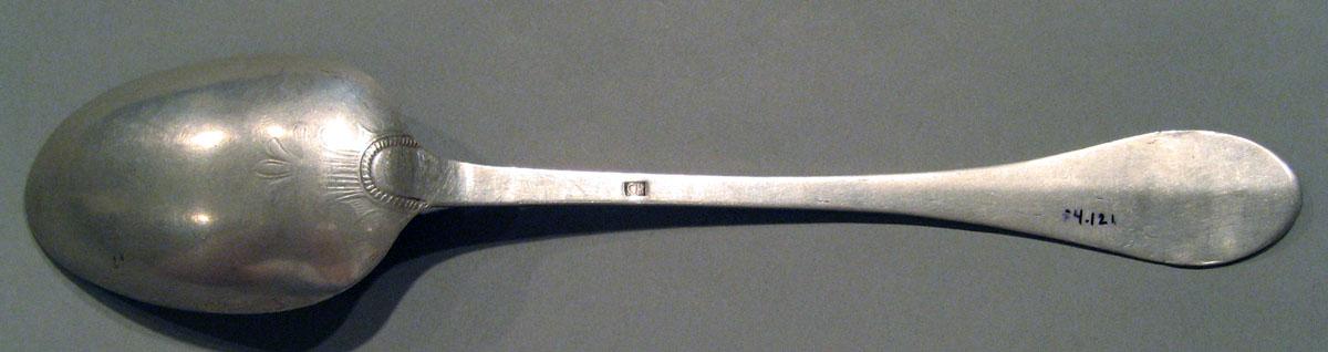 1998.0004.1510 Silver Spoon underside