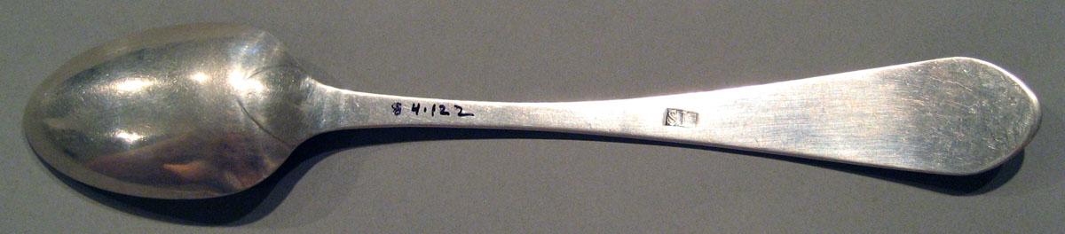 1998.0004.1511 Silver Spoon underside