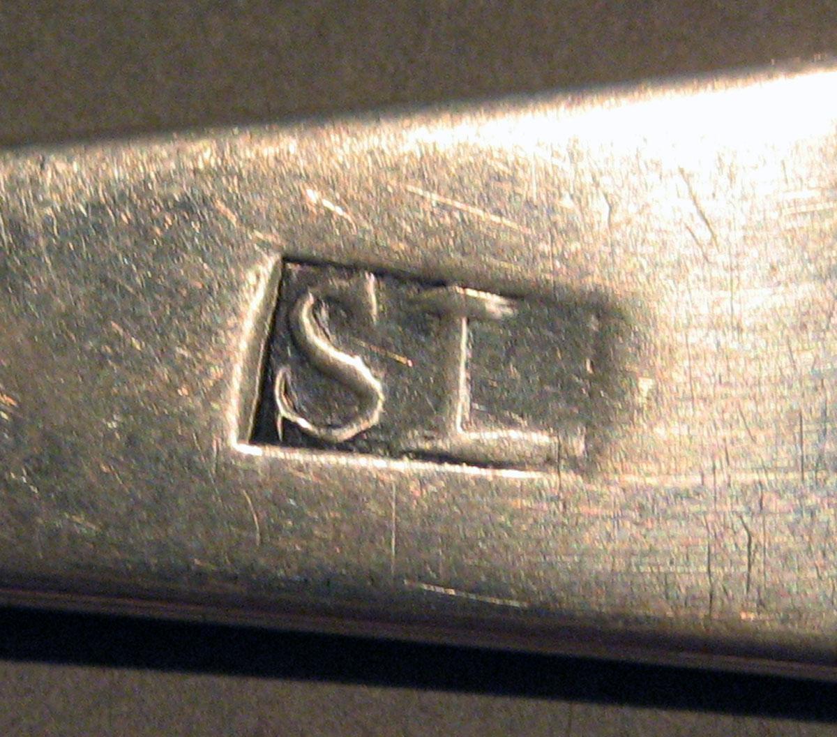 1998.0004.1511 Silver Spoon mark