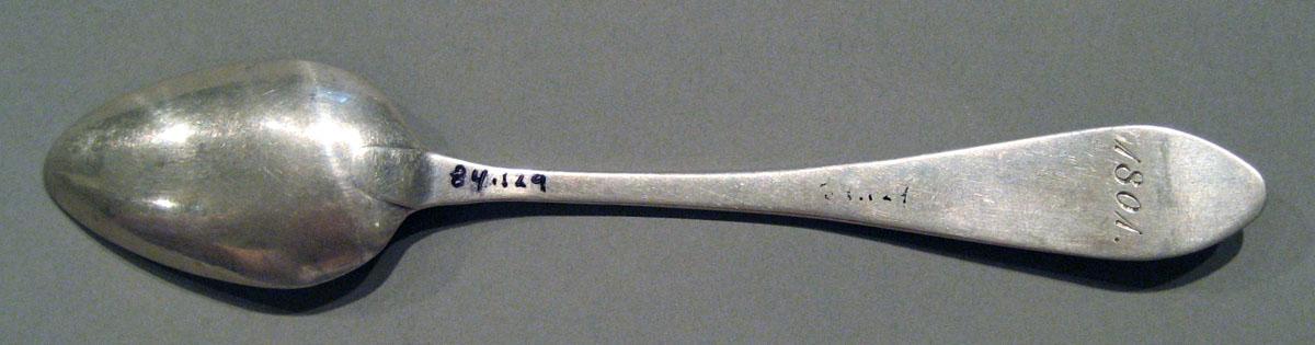 1998.0004.1518 Silver Spoon underside