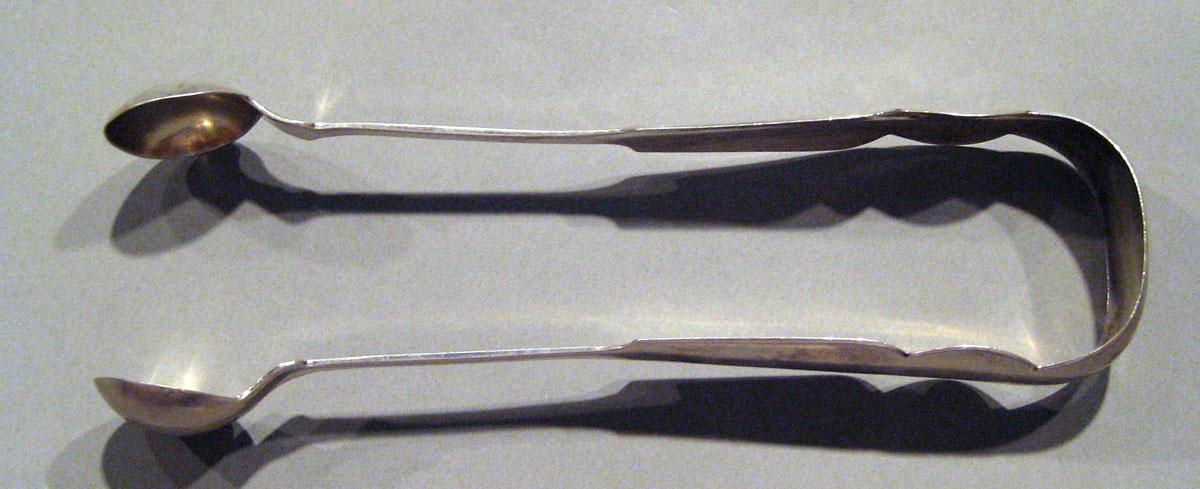 1998.0004.1519 Silver Tongs view 2