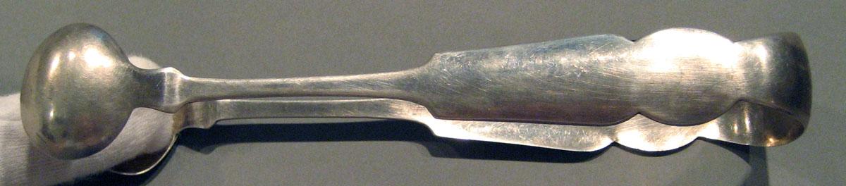 1998.0004.1519 Silver Tongs view 3