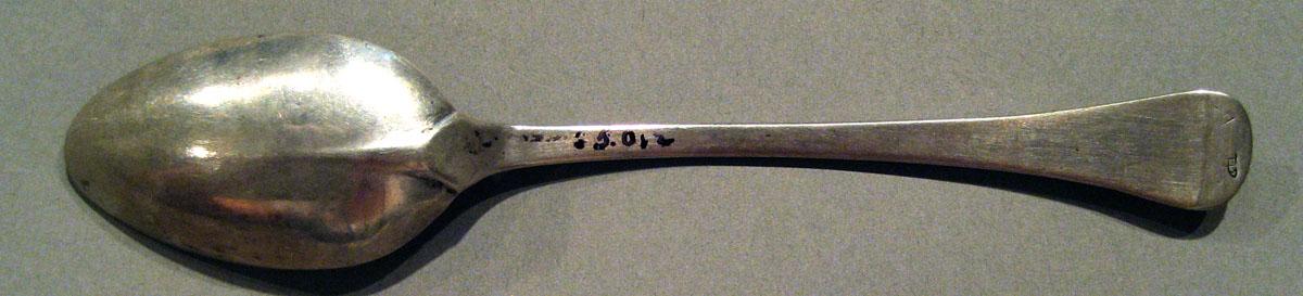 1998.0004.1534 Silver Spoon underside