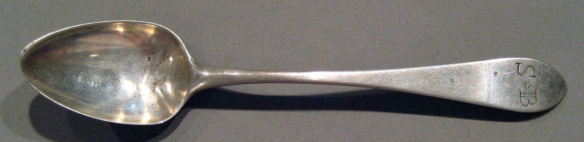 1998.0004.1535.002 Silver Spoon upper surface