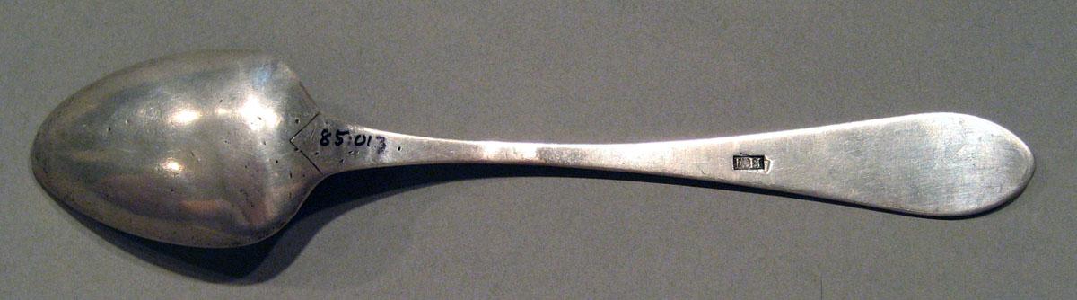 1998.0004.1535.002 Silver Spoon underside