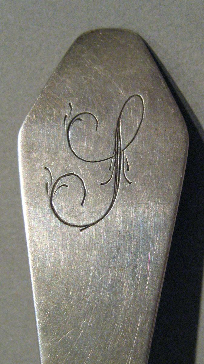 1998.0004.1542 Silver Spoon engraving