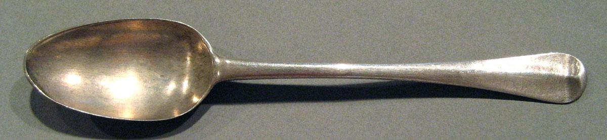 1998.0004.1544 Silver Spoon upper surface