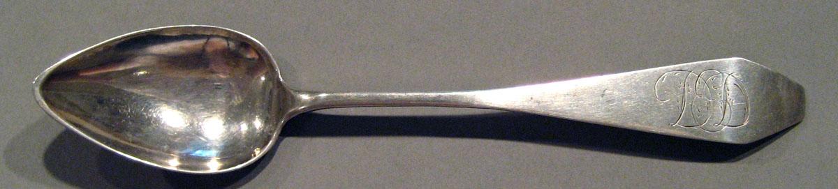 1998.0004.1547.002 Silver Spoon upper surface