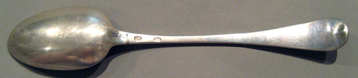 1998.0004.1549 Silver Spoon underside