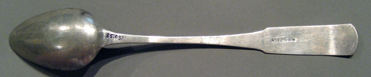 1998.0004.1551 Silver Spoon underside