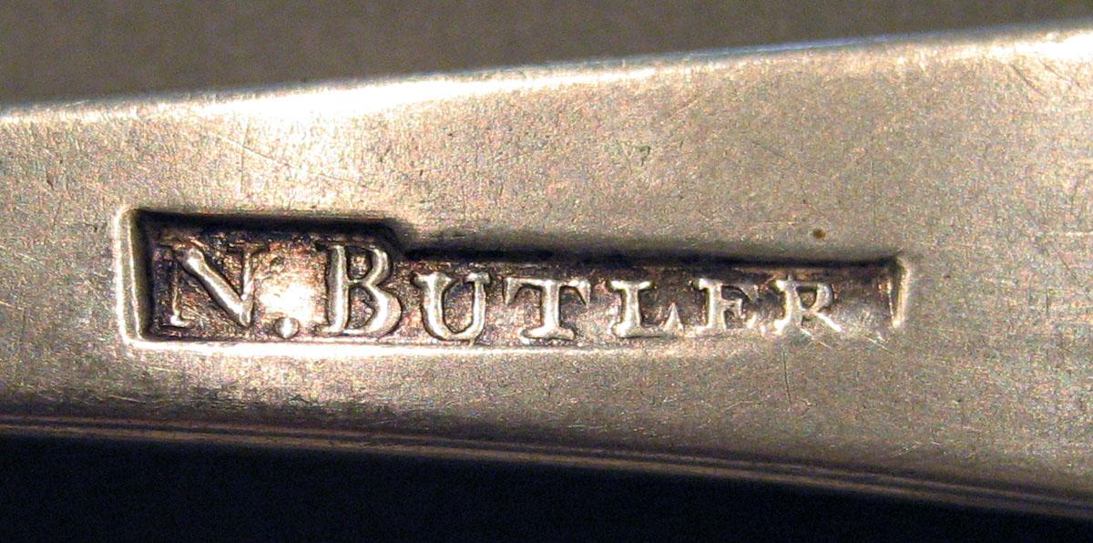 1998.0004.1552 Silver Spoon mark