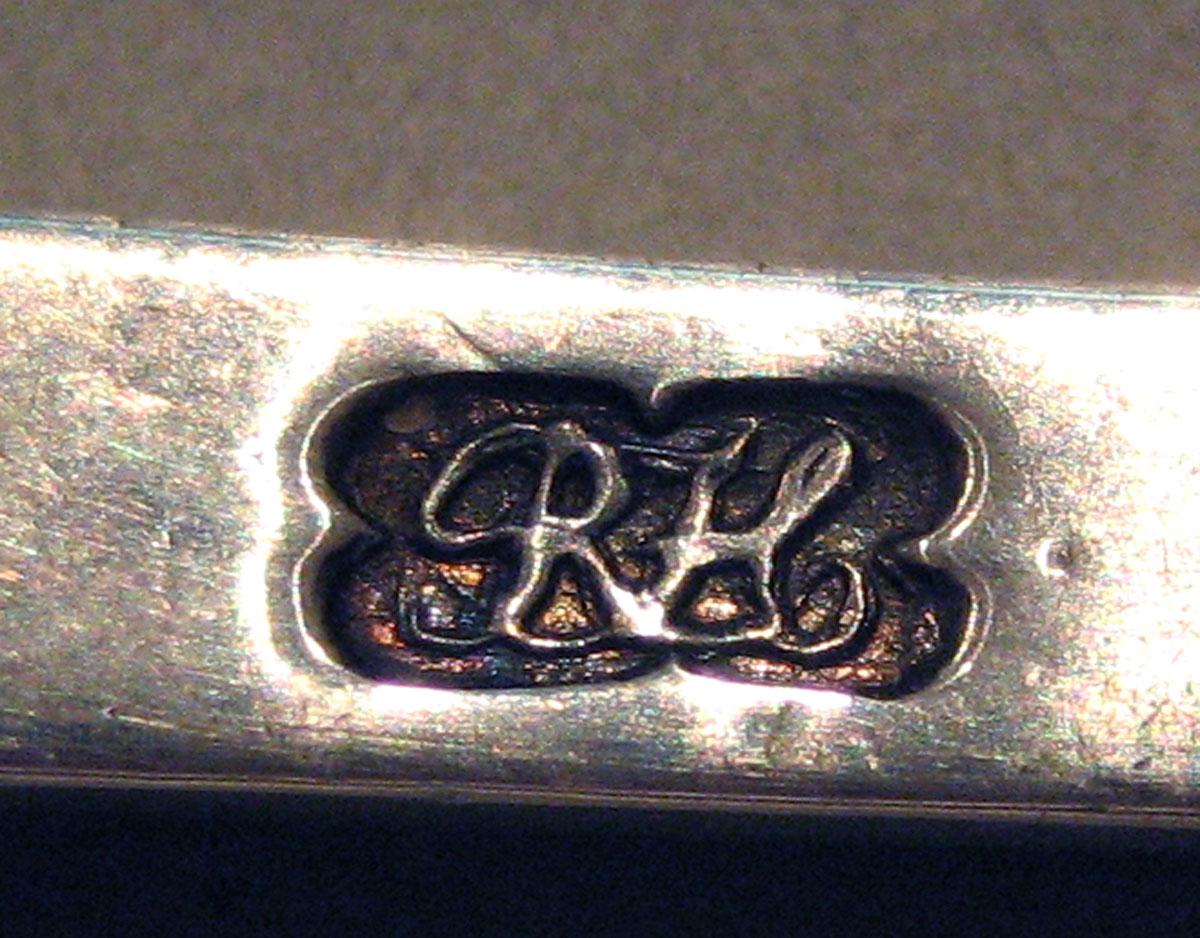 1998.0004.1553.001 Silver Spoon mark