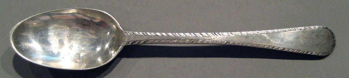 1998.0004.1553.004 Silver Spoon upper surface