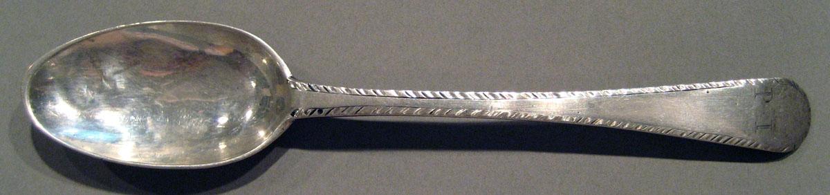 1998.0004.1553.005 Silver Spoon upper surface