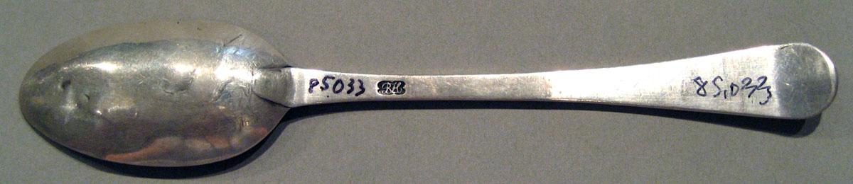 1998.0004.1553.005 Silver Spoon underside